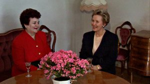 Rouva Eeva Ahtisaari on oivallinen emäntä (S): 14.03.2019 00.01