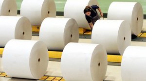 Stora Enso uhkaa vähentää 400 työntekijää Oulusta: 19.03.2019 11.15