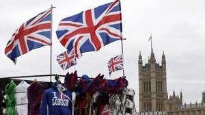 Brittiparlamentti äänestää brexit-vaihtoehdoista: 28.03.2019 01.03