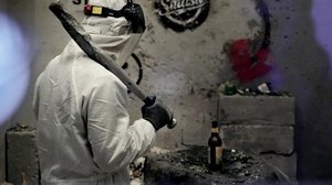 Stressaantunut kiinalainen käy raivohuoneessa räiskimässä hääkuviaan rikki: 01.04.2019 13.05