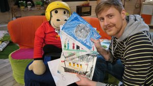 Staffan tittar på teckningar (S): 08.05.2019 09.40