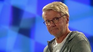 Keisarin uudet vaatteet: 15.04.2019 02.00