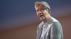 Mies jolle ei koskaan tapahtunut mitään: 15.04.2019 04.00