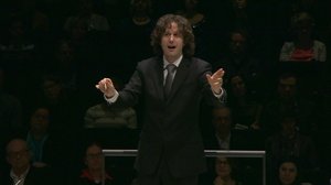 Nicholas Collon johtaa Radion sinfoniaorkesteria: 28.04.2019 16.20