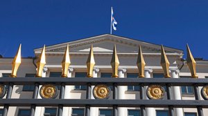 Valta vaihtui - uusi ja vanha hallitus Presidentinlinnassa: 06.06.2019 17.25