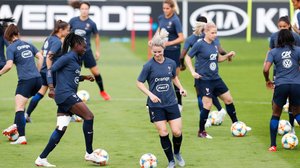 FIFA Dam-VM i fotboll: NGA - FRA (svenskt referat): 17.06.2019 23.59