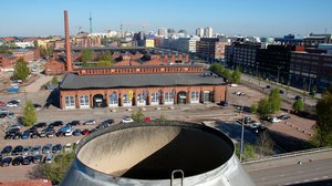 Bruce Oreckin ja Kaurismäen veljesten tiedotustilaisuus Konepajan tulevaisuudesta: 18.06.2019 12.22