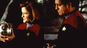 STAR TREK: VOYAGER (7) - Kadoksissa
