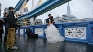 Liv D: Aasialaiset ökyhäät - Perinteet kunniaan