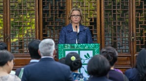 Madam Secretary (12) - Baby Steps