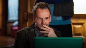 Elementary (12) - Dead Man's Switch