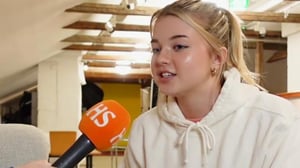 HS Lasten uutiset - Lasten uutiset 11.4. - Joalin Loukamaa on mukana suuressa popyhtyeessä