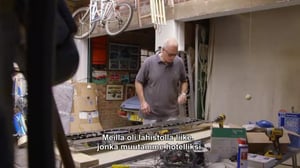 Rikkaiden panttilainaamo - Kirjavia koneja