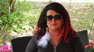 Suomen huutokauppakeisari - Aki papattaa ja mopottaa