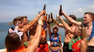 Paratiisihotelli Tanska (7) - Vitsailua Pandorassa