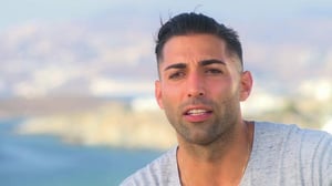 Lindsay Lohan's Beach Club(Paramount+) - Do The Lilo