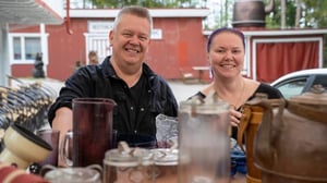 Suomen huutokauppakeisari - Pelleilyä hinnoilla