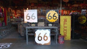 Panttilainaamo - Automatkailua ja astronautteja