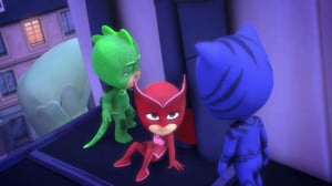 Pyjamasankarit (7) - Ainutlaatuinen Pöllö & Kolli rumpalina