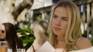 Siesta Key(Paramount+) - Juliette, Interrupted