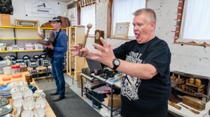 Suomen huutokauppakeisari - Markku ja suklaatehdas