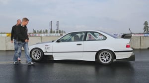 Virittäjät - Taru Mickos - BMW 325Ci -92