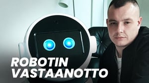 Robotin vastaanotto - JIM D: Robotin vastaanotto