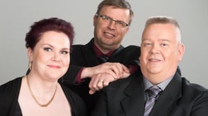 Suomen huutokauppakeisari - Koripallo-ottelu