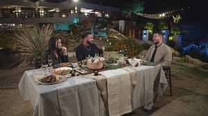 Double Shot at Love with DJ Pauly D & Vinny - Chicken Buttlet