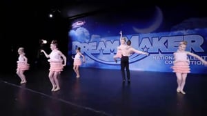 Tanssin superäidit - Kilpailija kimpussa