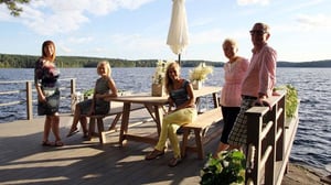 Huvila & Huussi - Siskojen saunaranta