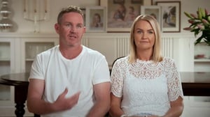 Remppa vai muutto Australia - Supersankarit sanasodassa