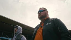 Burgerimies Suomessa - Helsingin herrat