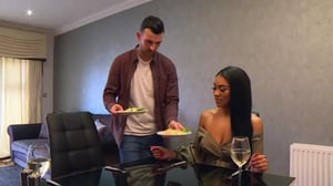 Sinkkuillallinen - Miljonäärin matkassa