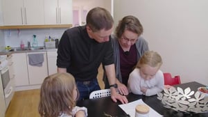 Rikkaat ja rahattomat - Rikkaat ilman televisiota