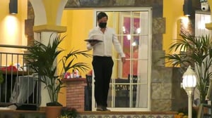 Paratiisihotelli Suomi (12) - Mistä tunnet sä parisi?