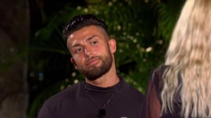 Paratiisihotelli Tanska (7) - Kovat paineet