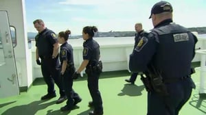 Kanadan rajalla - Epäilyttävä ostosreissu