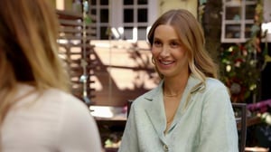 The Hills: New Beginnings (Paramount+) - Best Friends Kissing