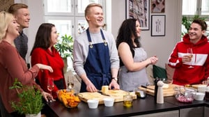 Yllätys yhdessä pöydässä - Poppareita ja räppäreitä