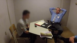 48 tuntia rikoksesta (12) - Varastettu viattomuus