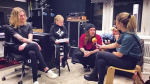 HS Lasten uutiset - Lasten uutiset 14.11. - Ella, 9, tapasi suosikkibändinsä Blind Channelin