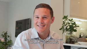 Sinkkuillallinen - Adonis haussa