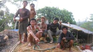 Terveisiä Borneolta!: Osa 4: Dayakit Wahidah ja Pijar