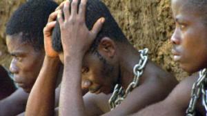 Kolmasulottuvuus.fi: Valkoinen kuningas, musta kuolema