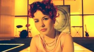 Uusi Päivä: UPplus: Vihreät Valot: Pieni tytön tylleröinen