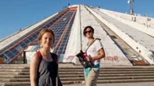 Sohvasurffaajat: Albania - missä sohva?