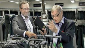 Muisti: Takkeja rajan taa