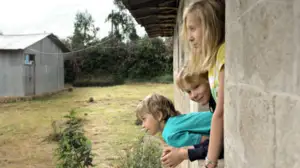 Dokumenttiprojekti: Erilainen aurinkomatka