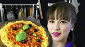 Rachel Khoo: Ruokatuliaisia maailmalta